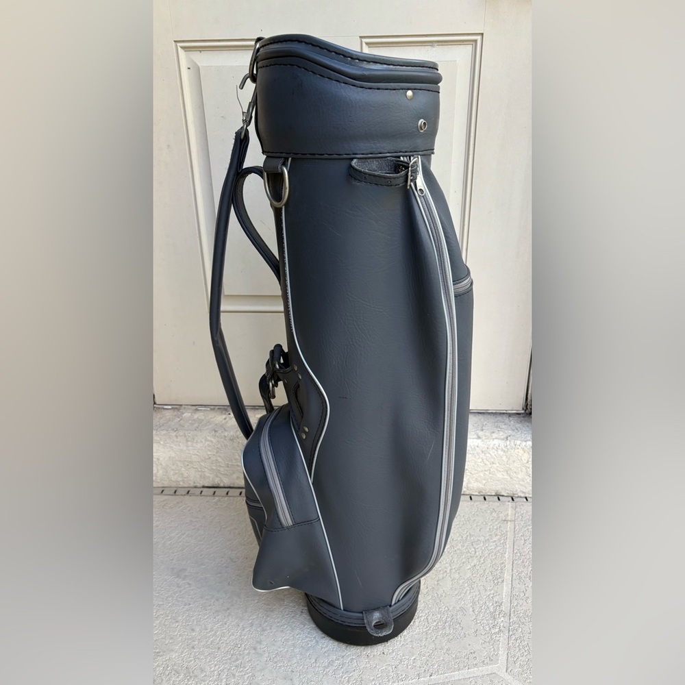 Vintage Gray Ben Hogan Tour Golf Bag - Picture 3 of 11